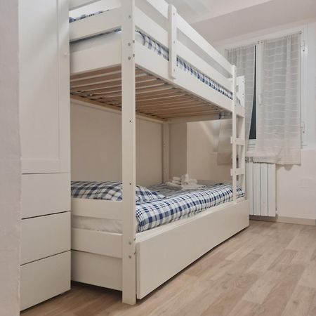 Appartement Trilocale Nel Centro Di Sampierdarena à Gênes Extérieur photo
