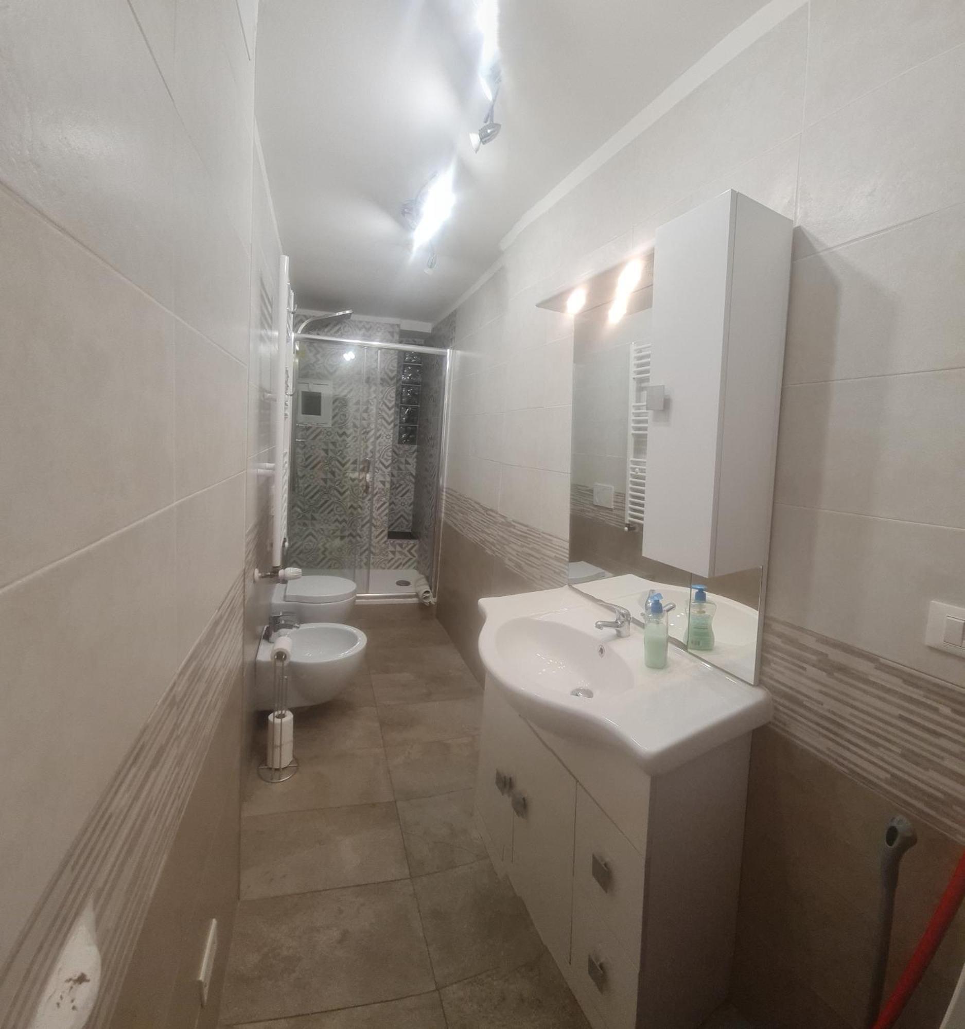 Appartement Trilocale Nel Centro Di Sampierdarena à Gênes Extérieur photo